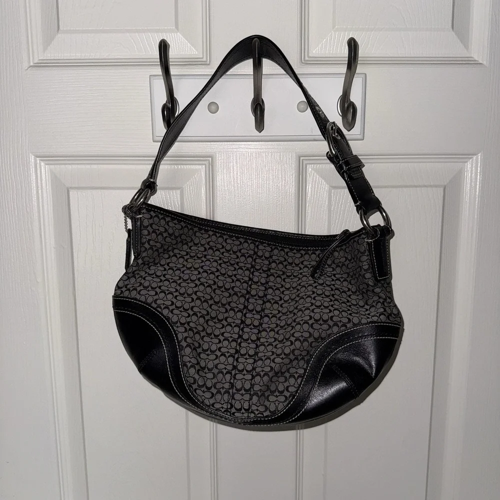 Coach Soho Signature C Crescent Hobo Handbag Shoulder Bag Purse Black
